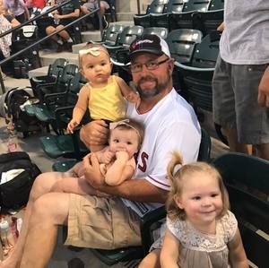 Meet your Posher, Tom